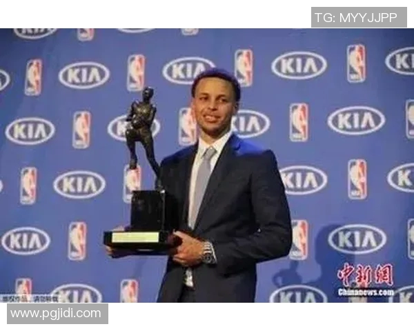 勇士队再度蝉联总冠军，库里成为MVP